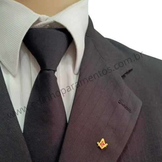 Pin Esquadro e Compasso...