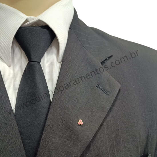 Pin Três Pontos Rosa